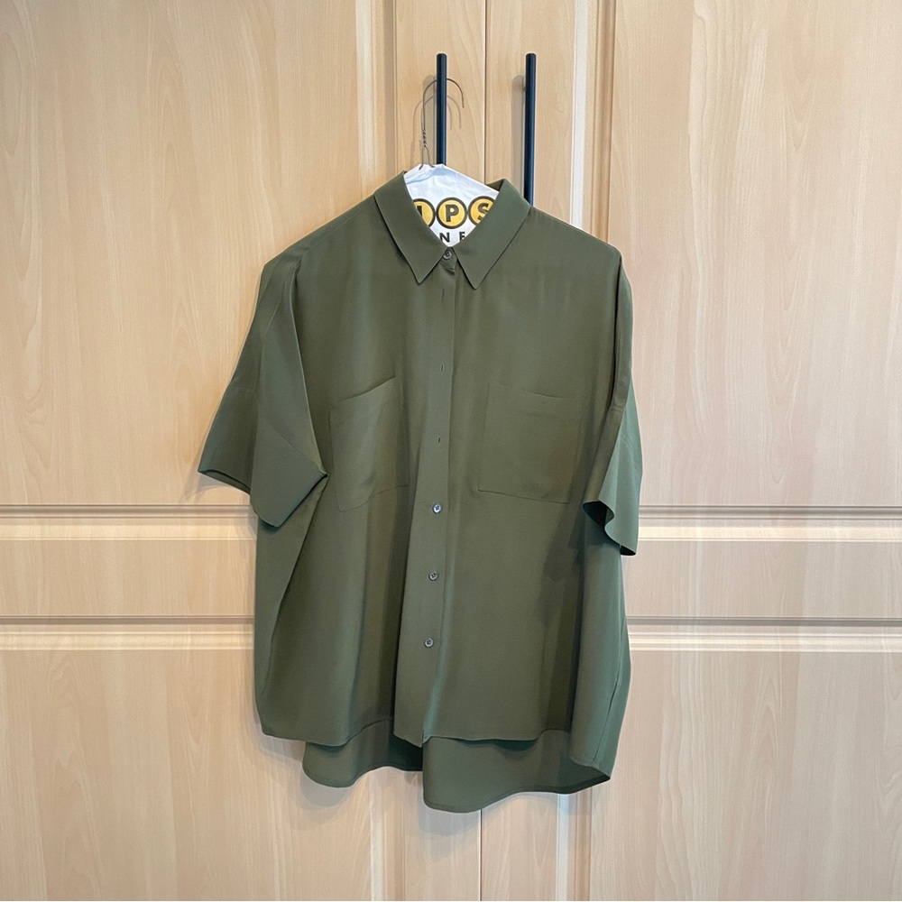 Madewell Silk Courier Shirt in Green | Size Small